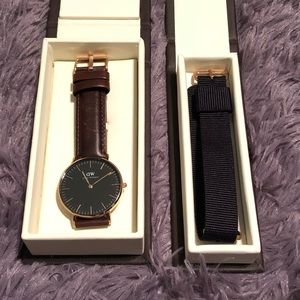 SOLD!! Daniel Wellington CLASSIC BRISTOL